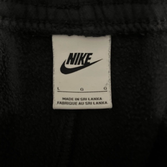 Men’s Nike Sweatpants - Picture 3 of 3